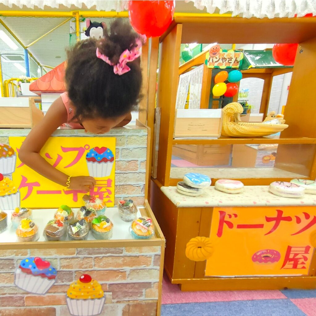 大阪　あそびマーレ　ケーキ屋さんとドーナツ屋さん　