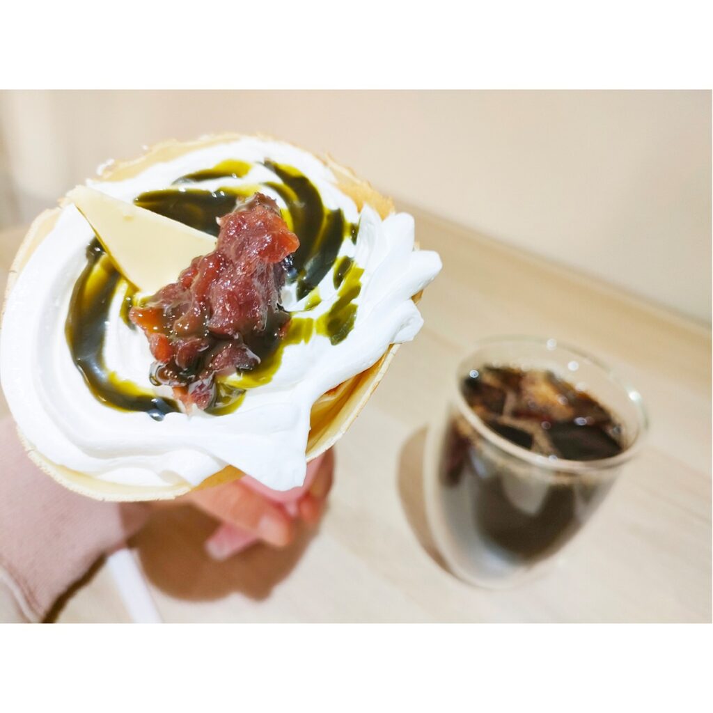 ampeeの珈琲とクレープ