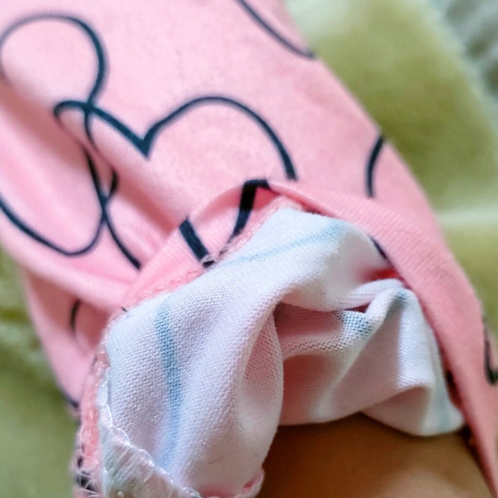 TEMU　ズボンの生地