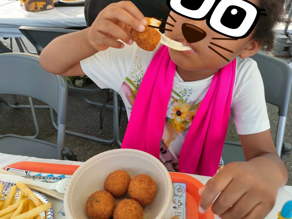 てんしばオクトーバーフェストのパウラーナーのチーズボール